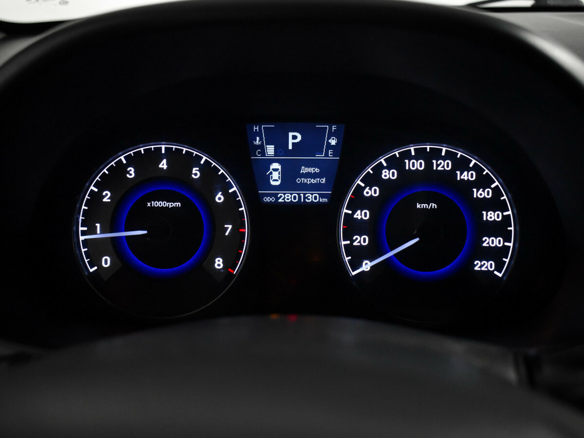 Купить Hyundai Solaris I, 2012, 280 129 км, фото №16