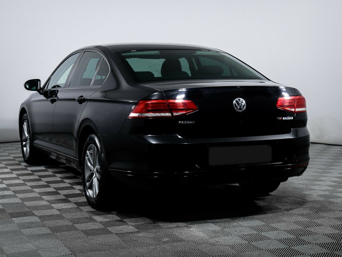Купить Volkswagen Passat B8, 2016, 45 100 км, фото №6