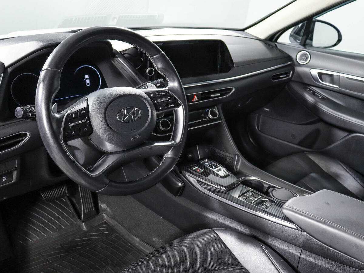 Купить Hyundai Sonata, 2021, 49 690 км, фото №12