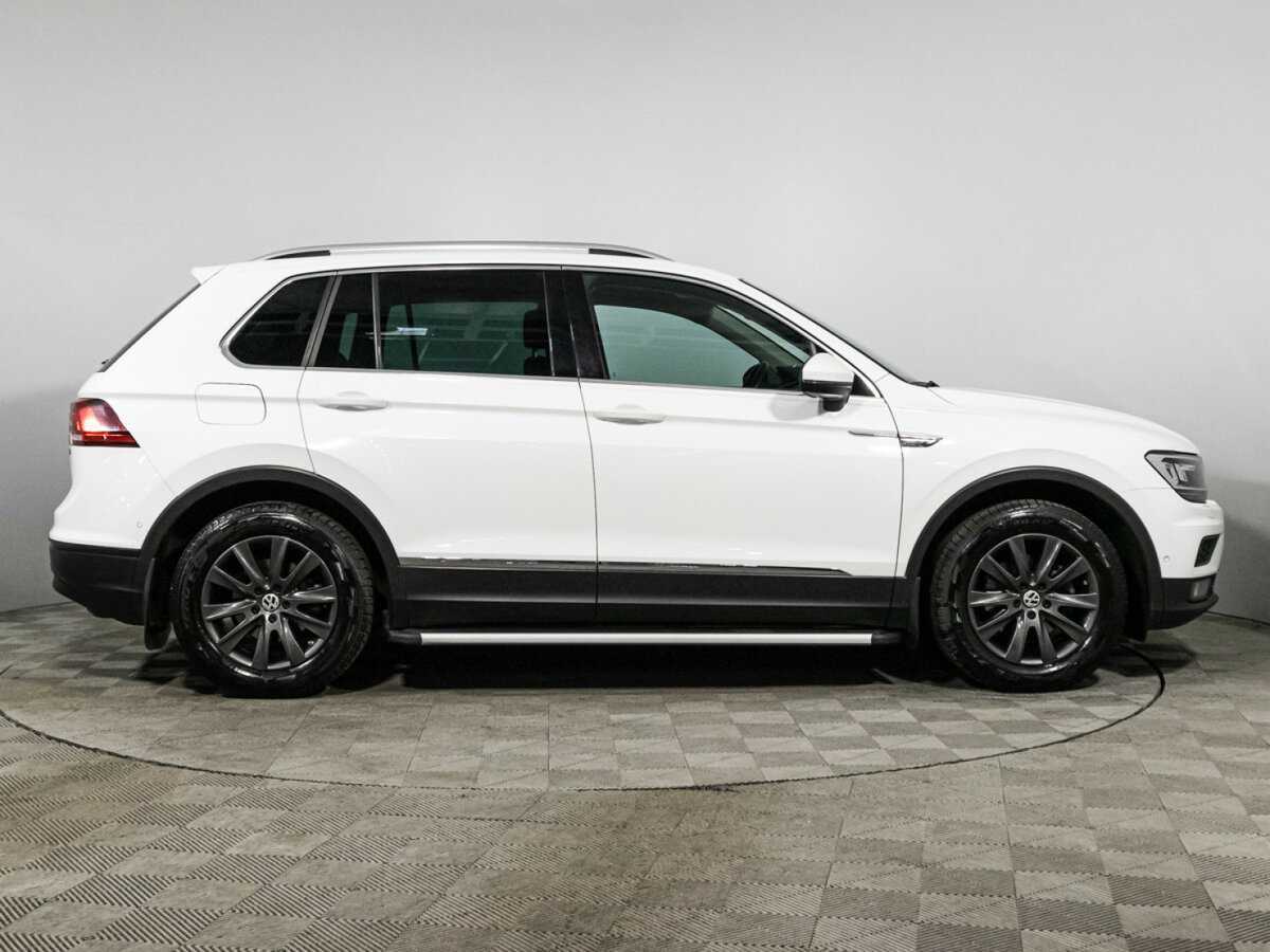 Купить Volkswagen Tiguan, 2018, 87 650 км, фото №3