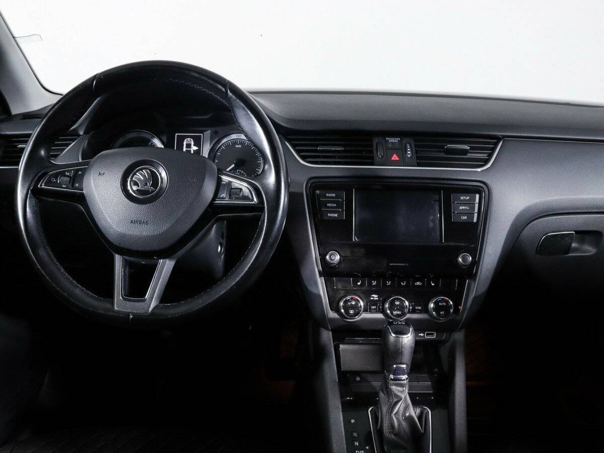 Купить Skoda Octavia, 2017, 140 907 км, фото №9