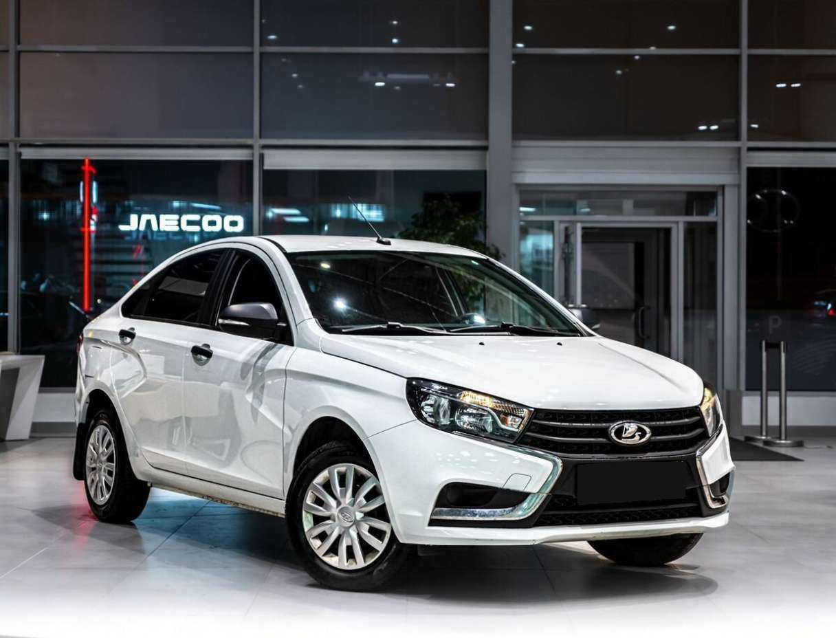 Купить Lada (ВАЗ) Vesta, 2021, 30 000 км, фото №2