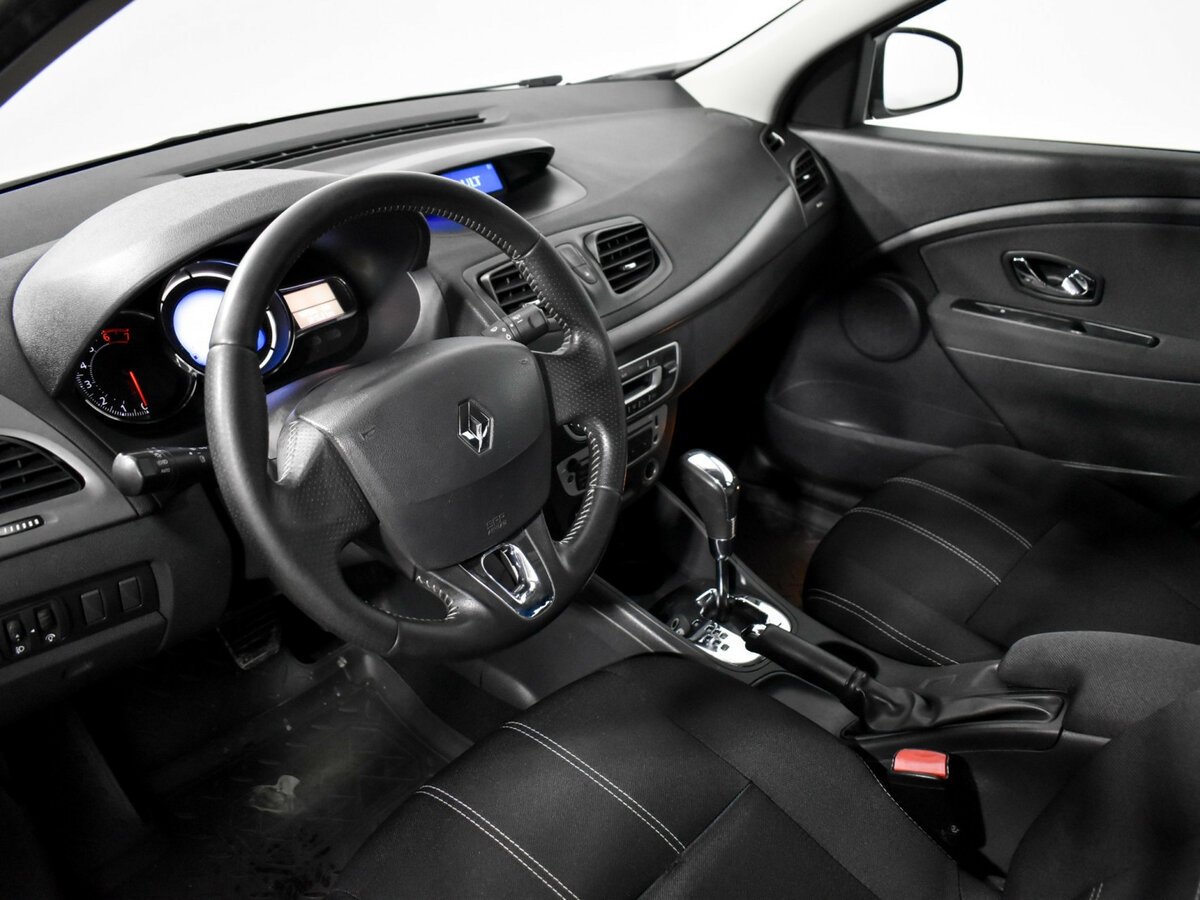 Купить Renault Megane III Рестайлинг, 2013, 189 333 км, фото №9
