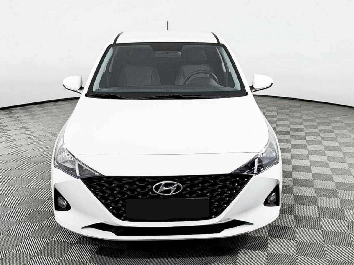 Купить Hyundai Solaris, 2021, 30 000 км, фото №2