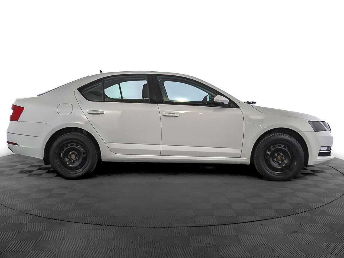 Купить Skoda Octavia, 2019, 50 560 км, фото №4