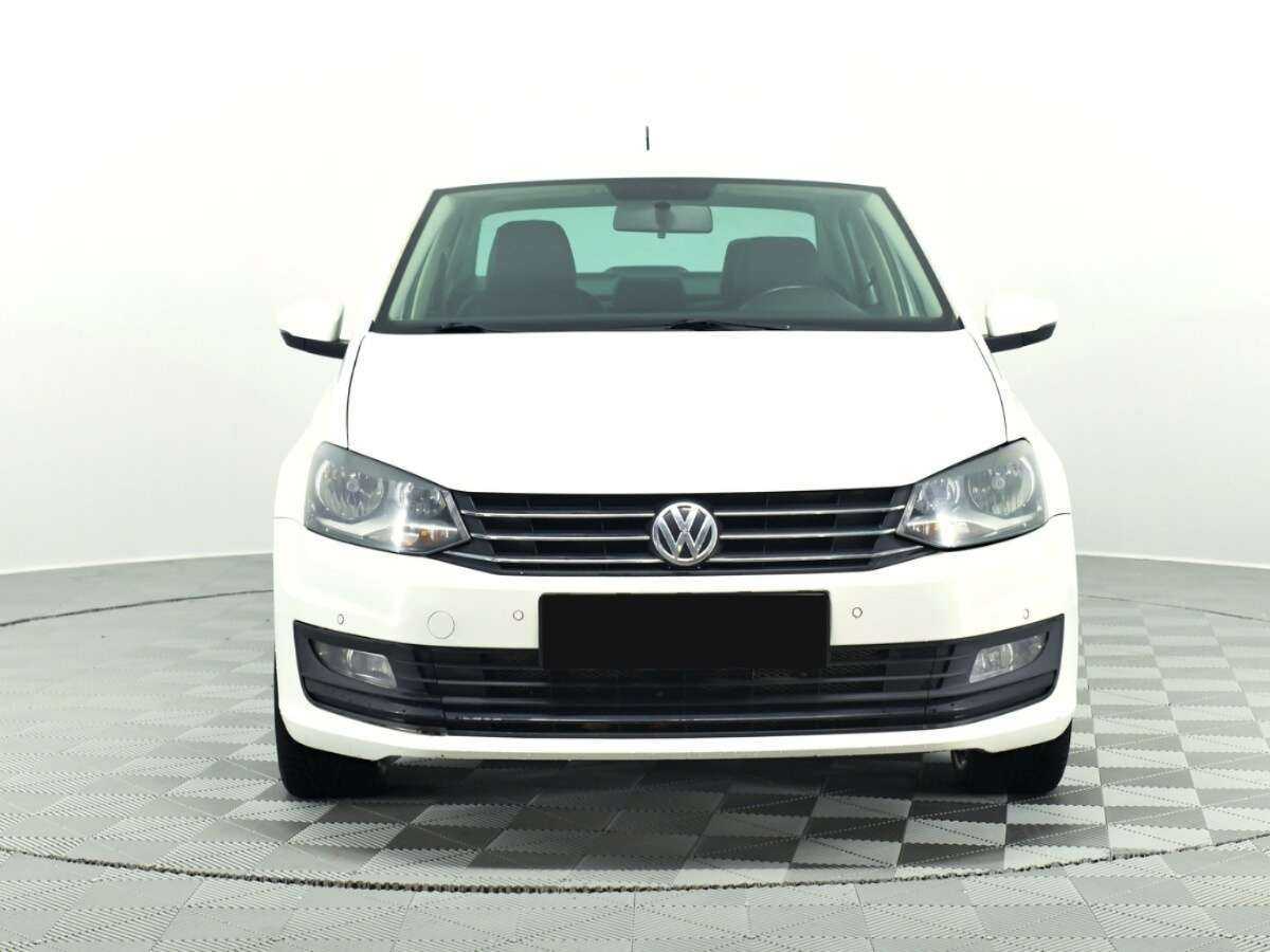 Купить Volkswagen Polo, 2018, 112 000 км, фото №2