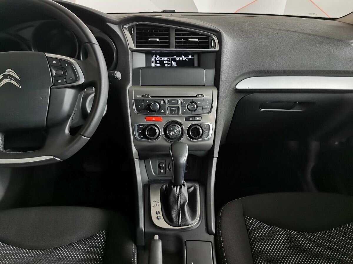 Купить Citroen C4, 2018, 40 735 км, фото №11