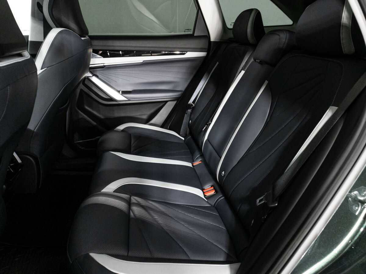 Купить Geely Atlas, 2024, 12 542 км, фото №9