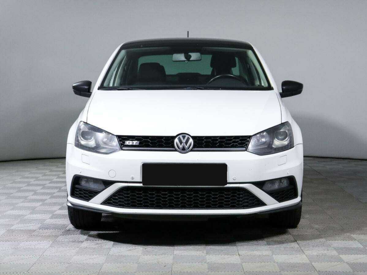 Купить Volkswagen Polo, 2017, 151 302 км, фото №2