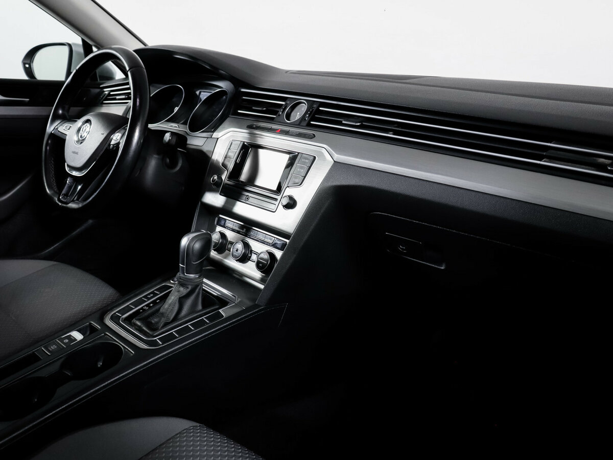 Купить Volkswagen Passat B8, 2017, 80 920 км, фото №9
