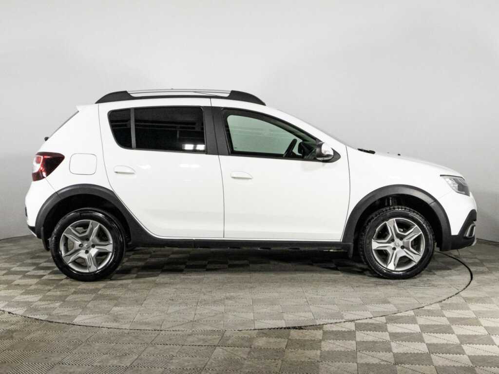 Купить Renault Sandero Stepway, 2021, 105 612 км, фото №4