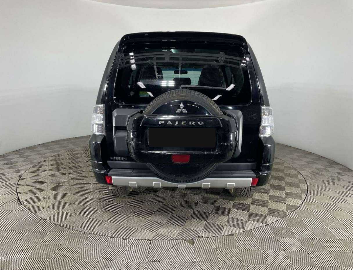 Купить Mitsubishi Pajero, 2012, 264 740 км, фото №3