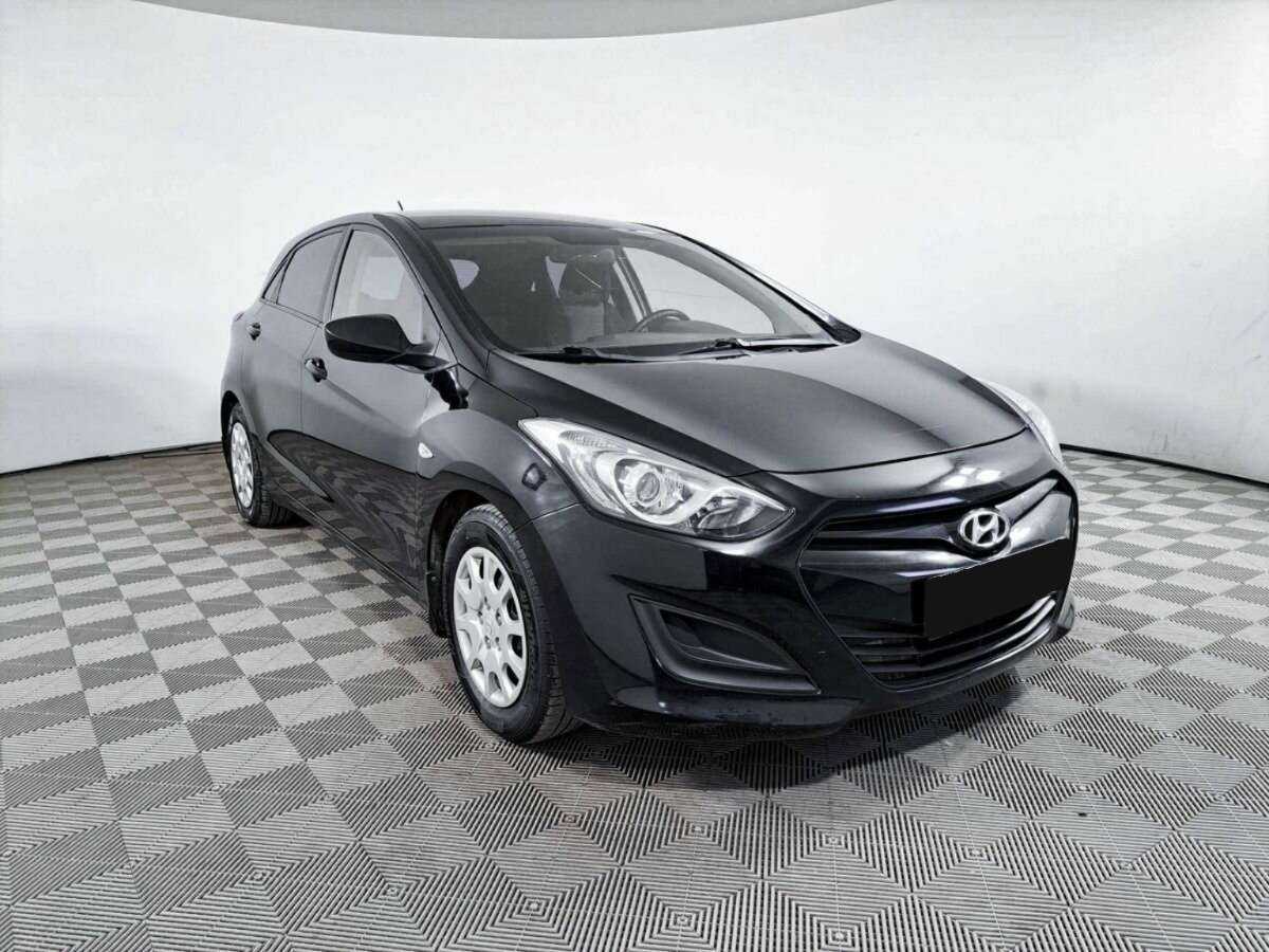 Купить Hyundai i30, 2012, 114 000 км, фото №3