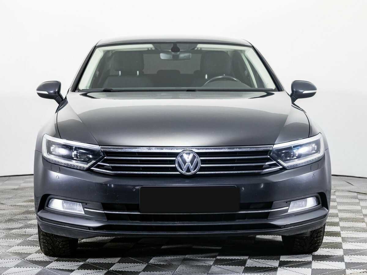 Купить Volkswagen Passat, 2018, 160 888 км, фото №2
