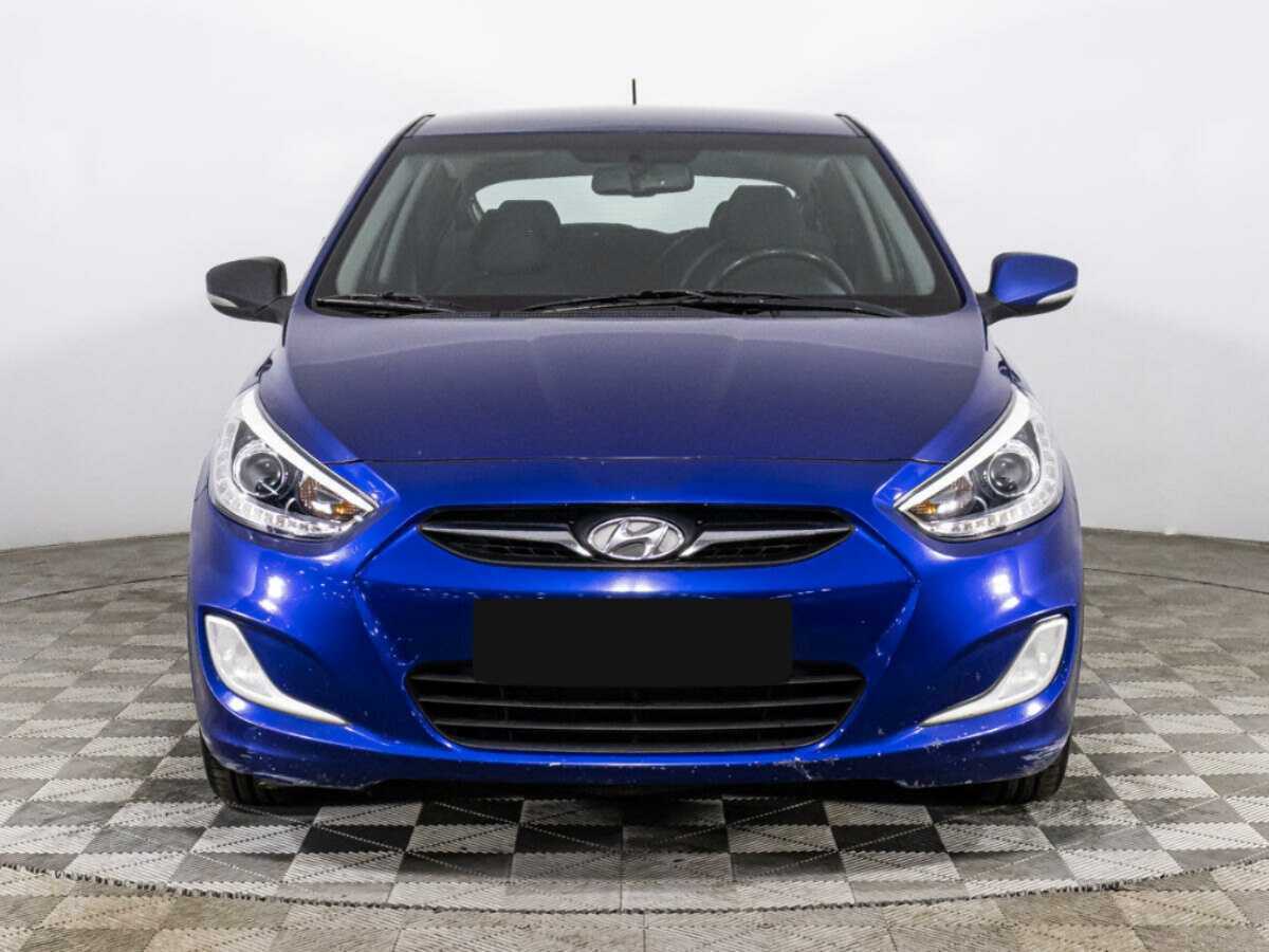 Купить Hyundai Solaris, 2013, 182 284 км, фото №2
