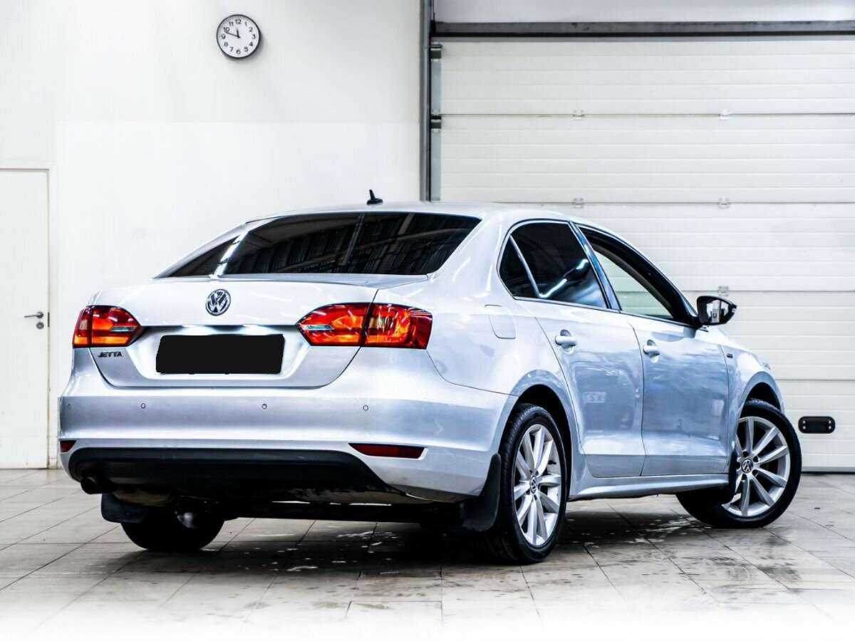 Купить Volkswagen Jetta, 2013, 188 137 км, фото №3