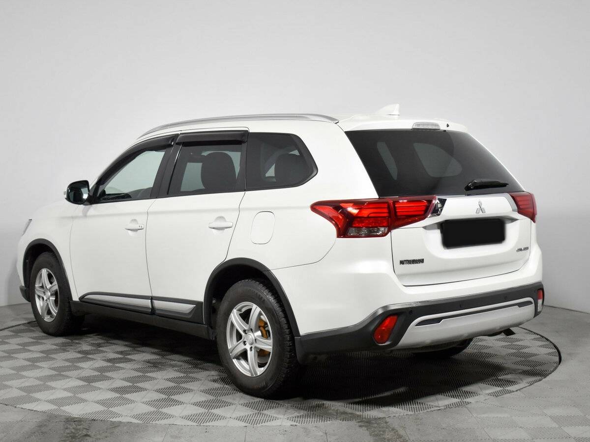 Купить Mitsubishi Outlander III Рестайлинг 3, 2019, 70 374 км, фото №6