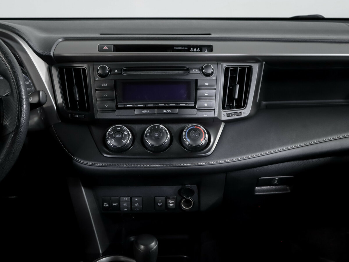 Купить Toyota RAV4 IV (XA40) Рестайлинг, 2017, 176 402 км, фото №13