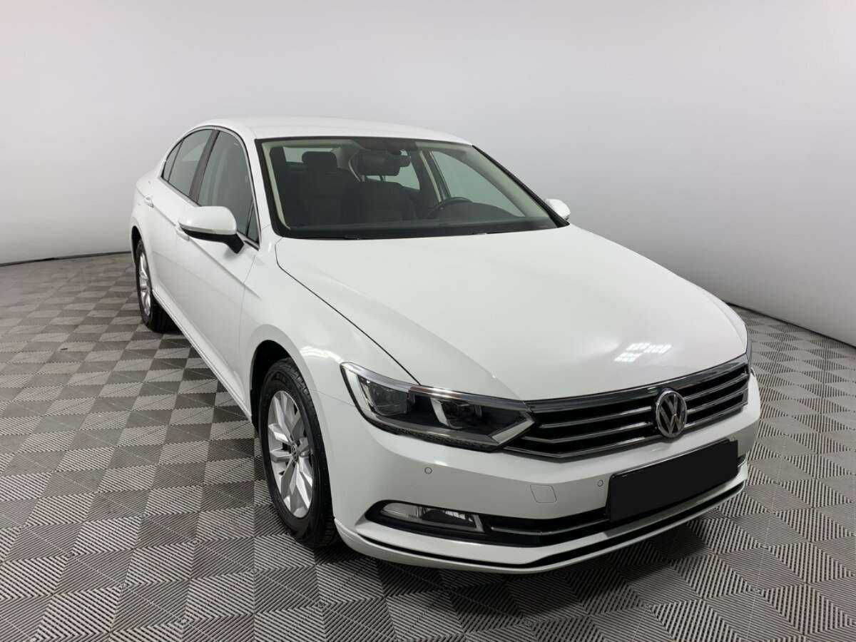 Купить Volkswagen Passat, 2019, 101 776 км, фото №3