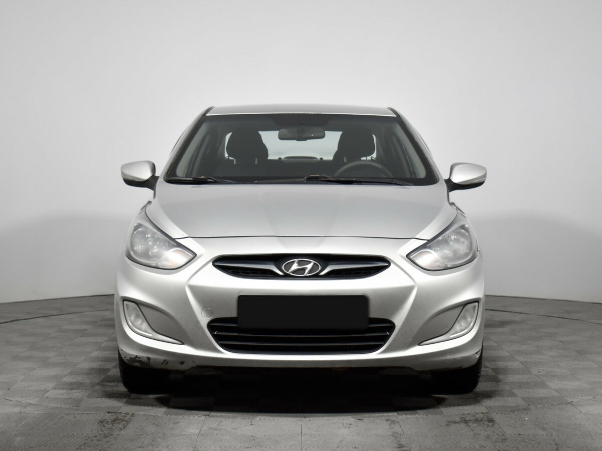 Купить Hyundai Solaris I, 2012, 280 129 км, фото №2