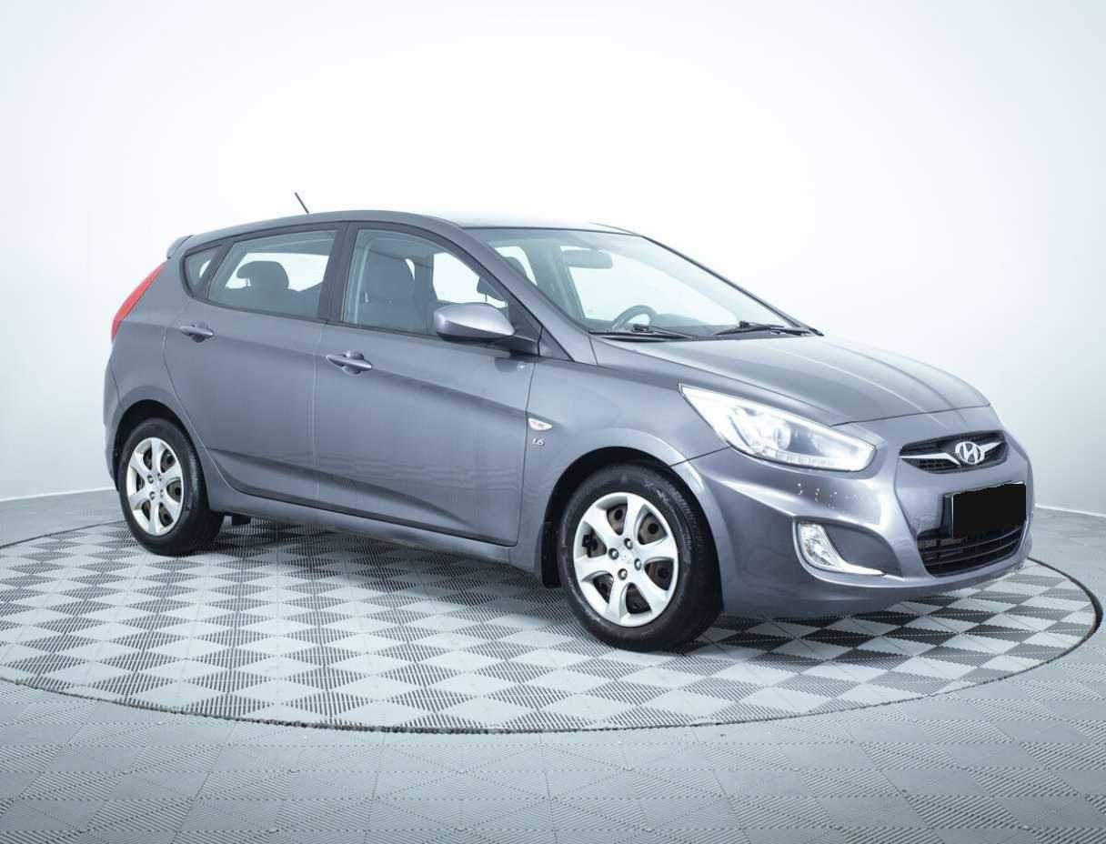 Купить Hyundai Solaris, 2013, 123 846 км, фото №3