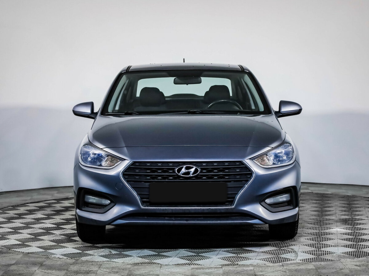 Купить Hyundai Solaris II, 2018, 241 555 км, фото №2