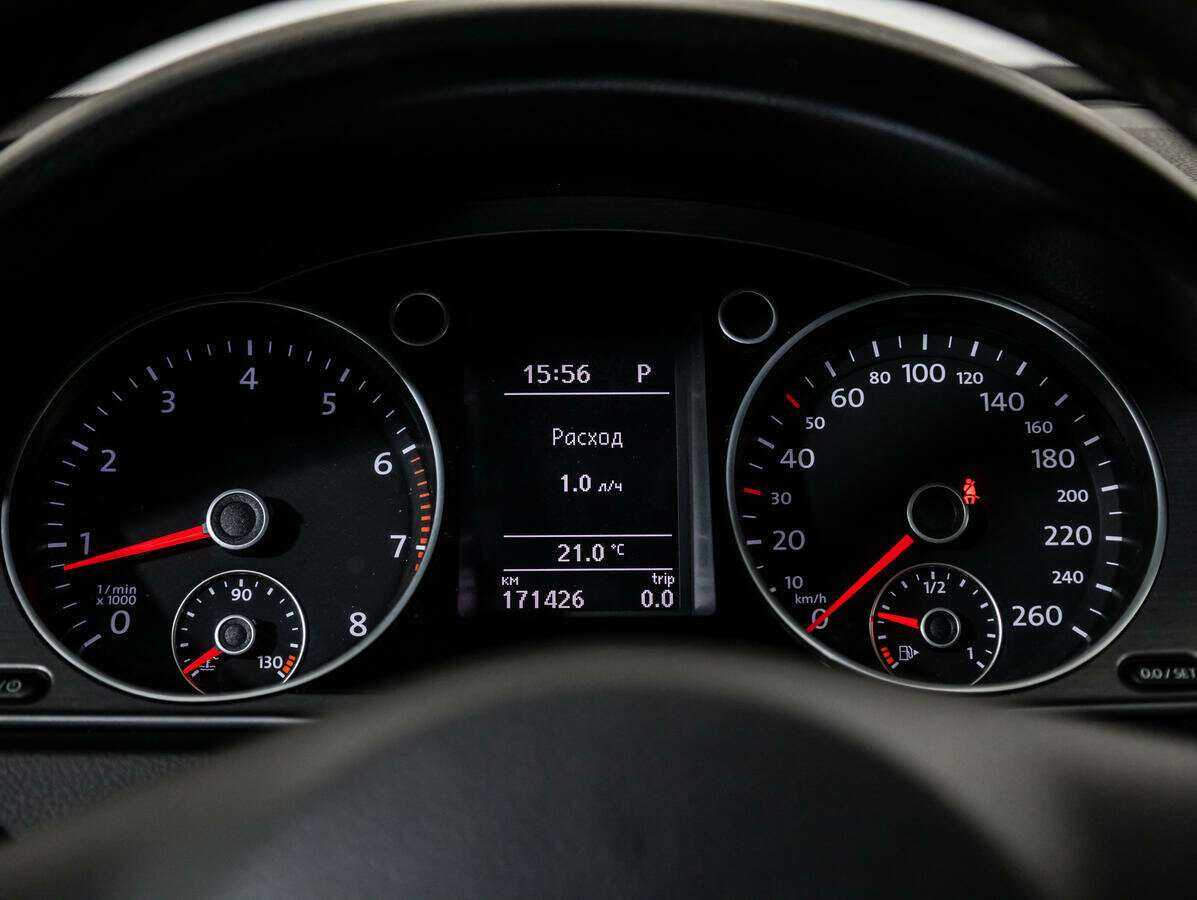 Купить Volkswagen Passat, 2012, 171 420 км, фото №12