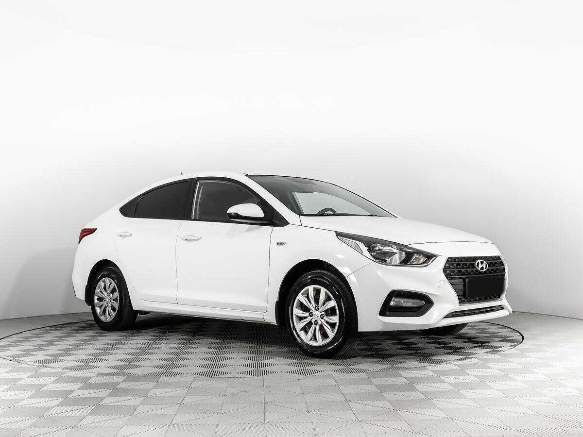 Купить Hyundai Solaris, 2018, 168 514 км, фото №3