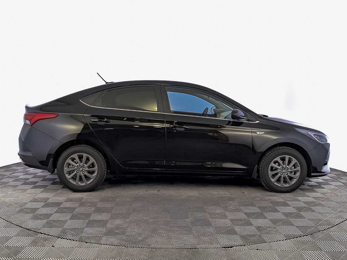 Купить Hyundai Solaris, 2021, 42 381 км, фото №4
