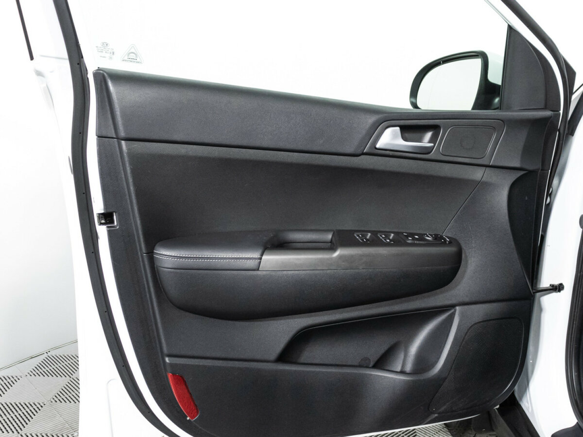 Купить Kia Sportage IV Рестайлинг, 2021, 59 911 км, фото №20