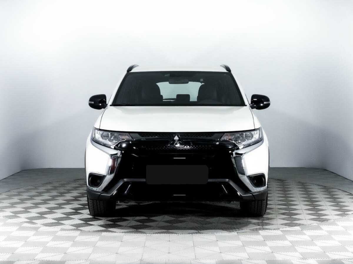 Купить Mitsubishi Outlander, 2021, 12 410 км, фото №2