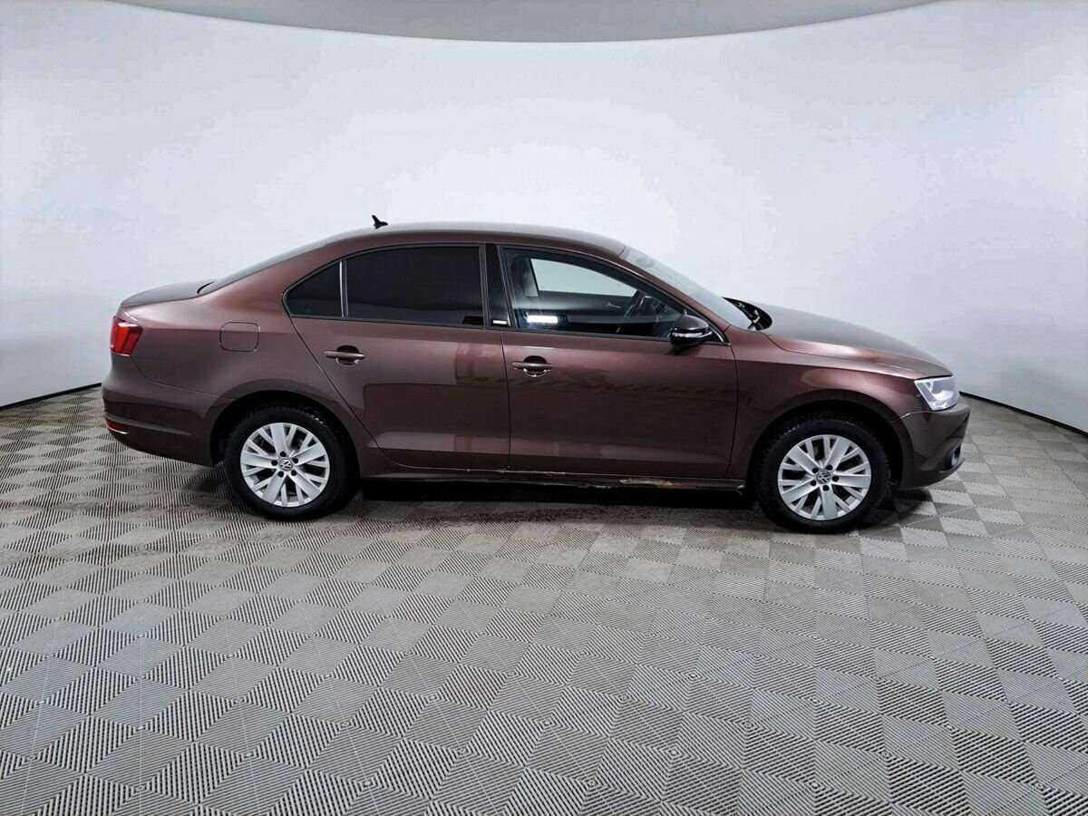 Купить Volkswagen Jetta, 2014, 219 500 км, фото №4