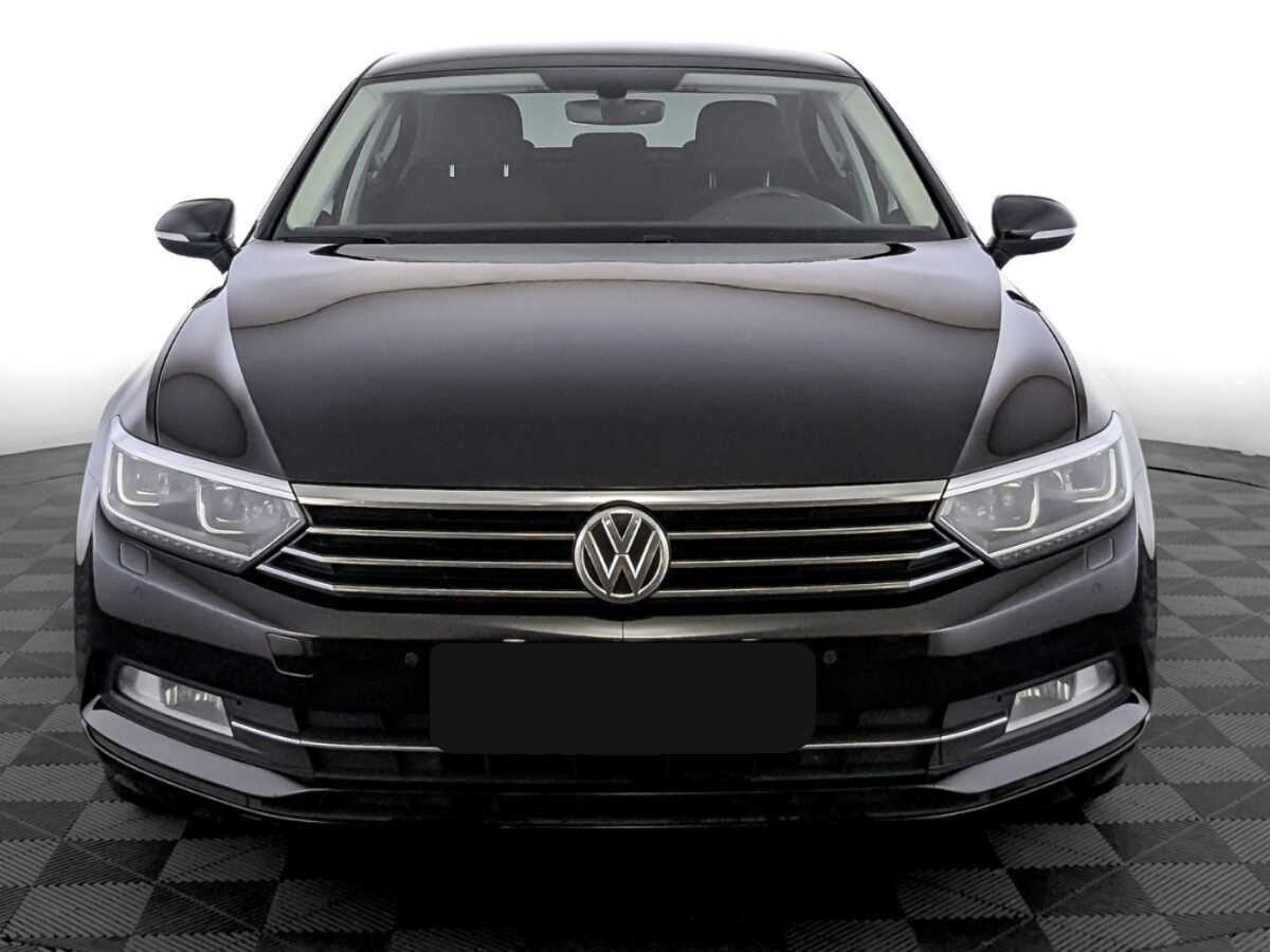 Купить Volkswagen Passat, 2018, 188 206 км, фото №2