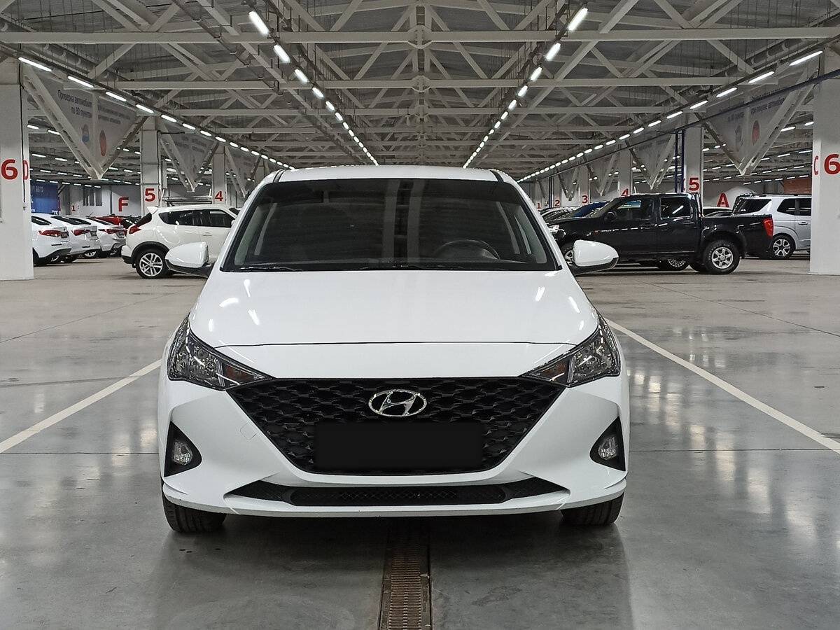 Купить Hyundai Solaris, 2021, 56 424 км, фото №2