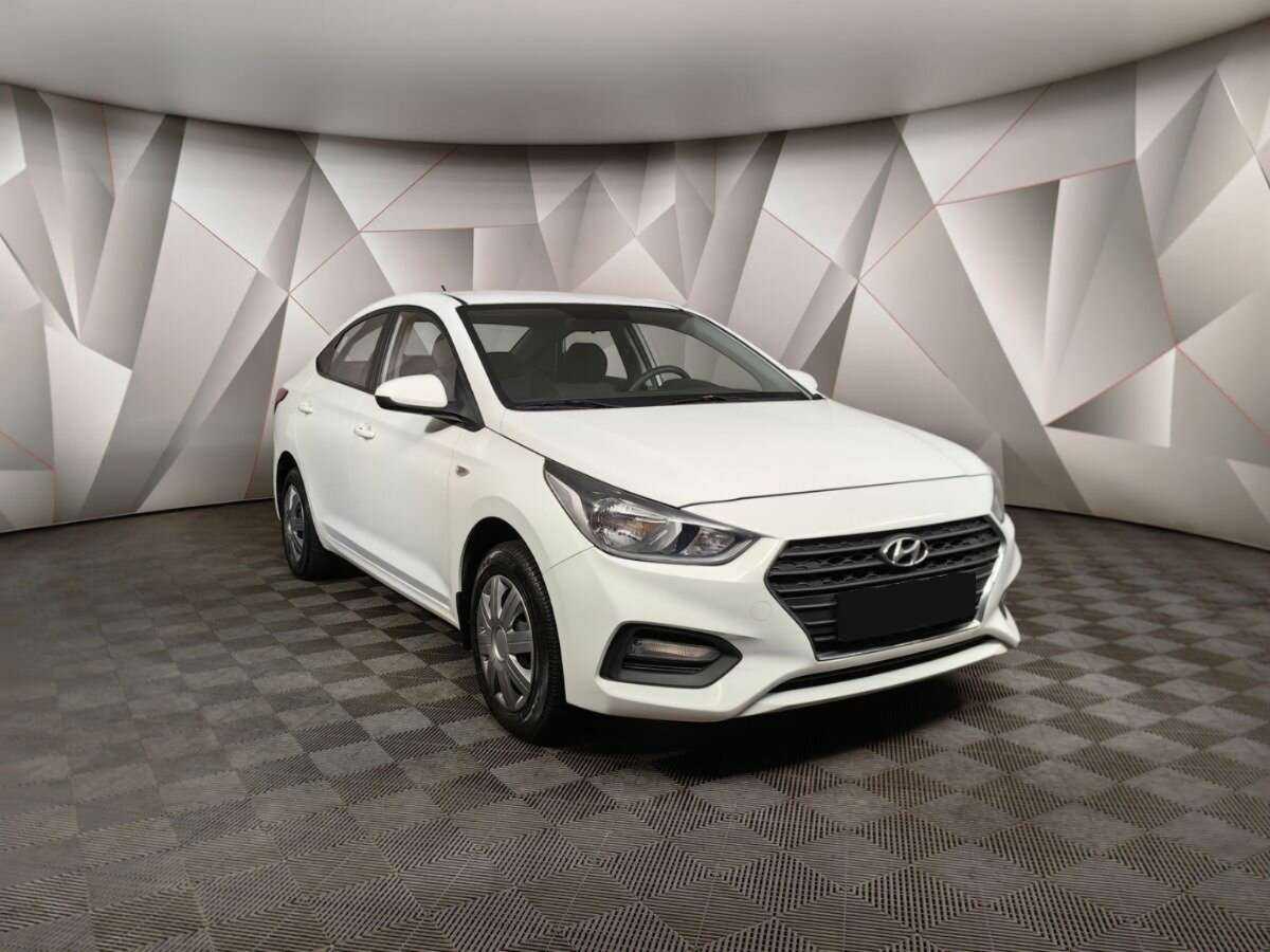 Купить Hyundai Solaris, 2019, 126 526 км, фото №3