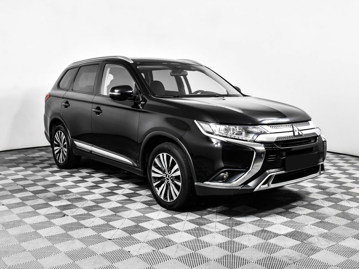 Купить Mitsubishi Outlander III Рестайлинг 3, 2018, 139 359 км, фото №3