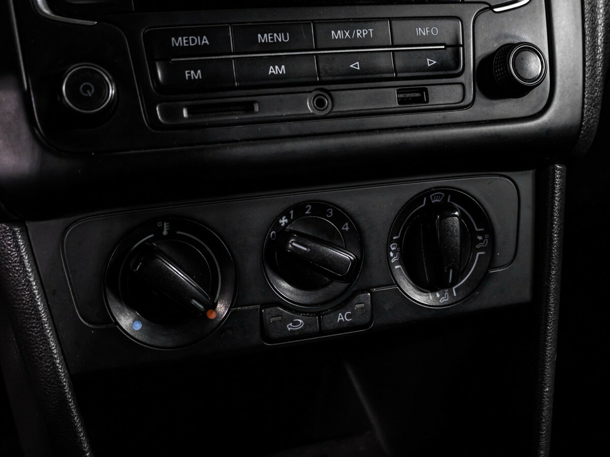 Купить Volkswagen Polo V, 2012, 245 875 км, фото №13