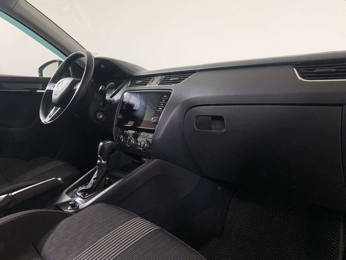 Купить Skoda Octavia, 2018, 181 543 км, фото №11