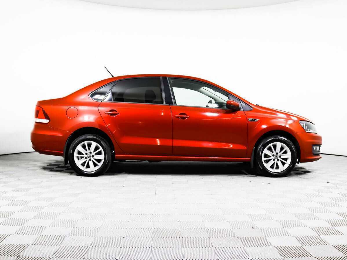 Купить Volkswagen Polo, 2015, 78 240 км, фото №4