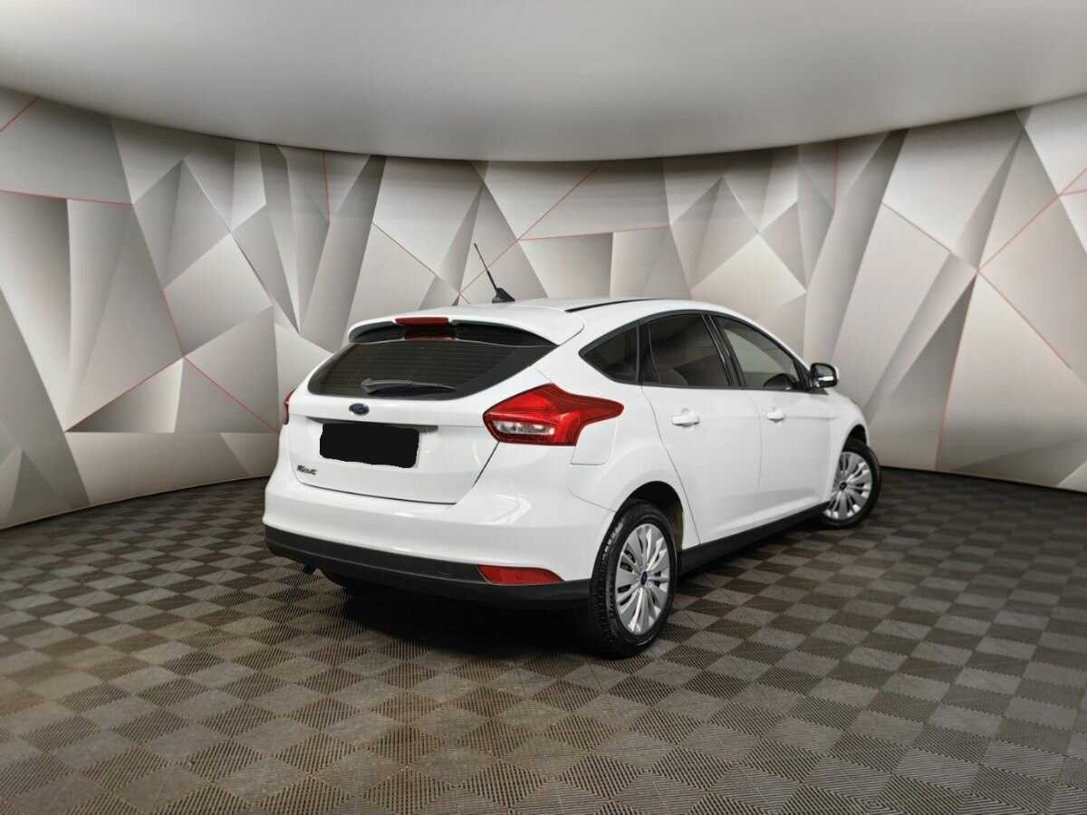 Купить Ford Focus, 2019, 46 207 км, фото №2