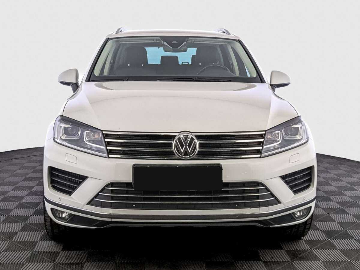 Купить Volkswagen Touareg, 2017, 111 483 км, фото №2