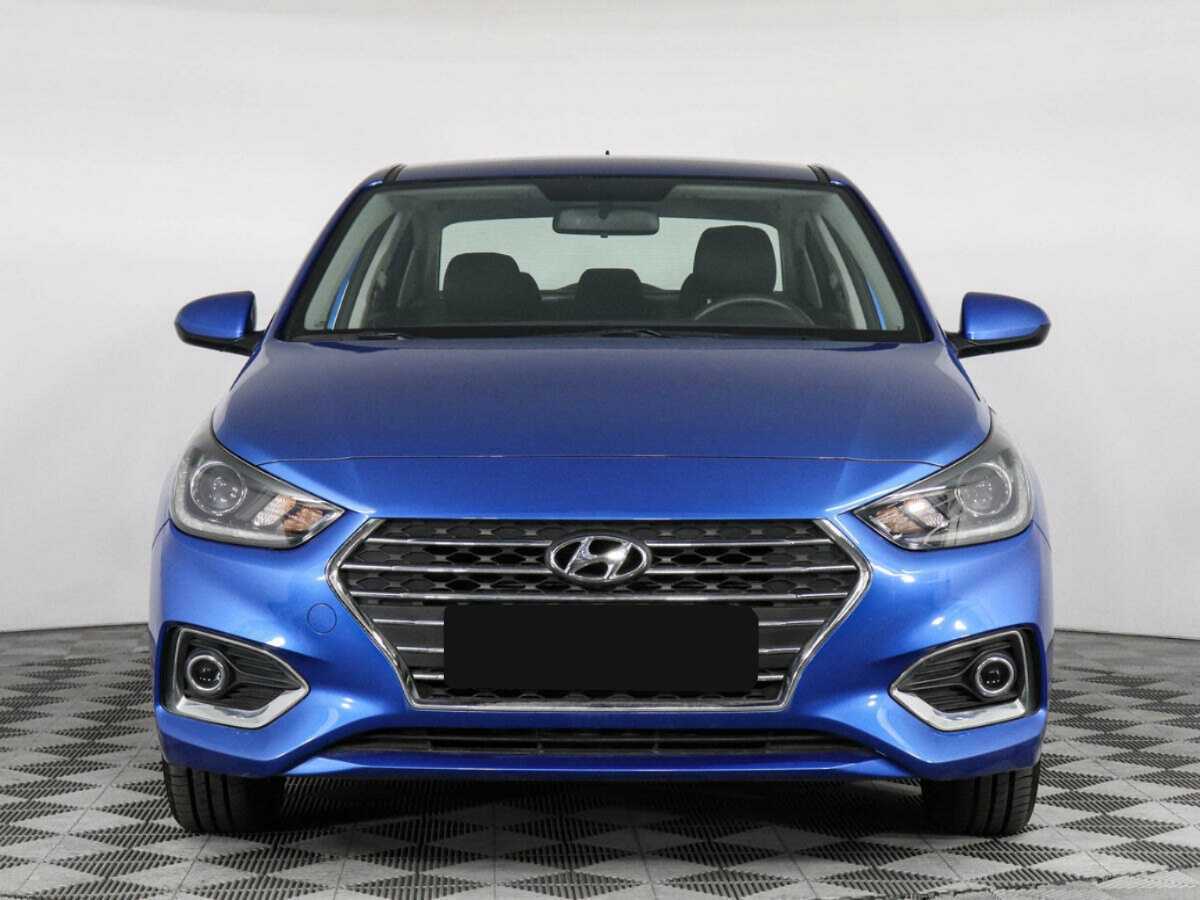 Купить Hyundai Solaris, 2017, 14 660 км, фото №2