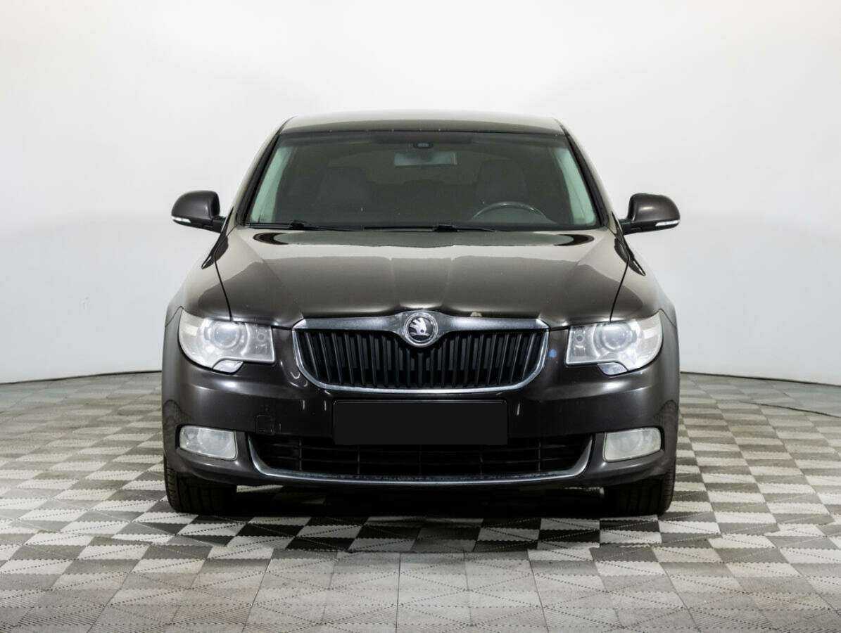 Купить Skoda Superb, 2012, 216 000 км, фото №2