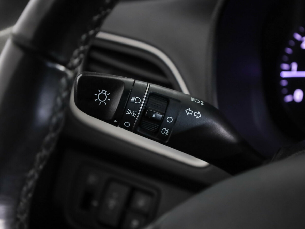 Купить Hyundai Solaris II, 2018, 241 555 км, фото №12