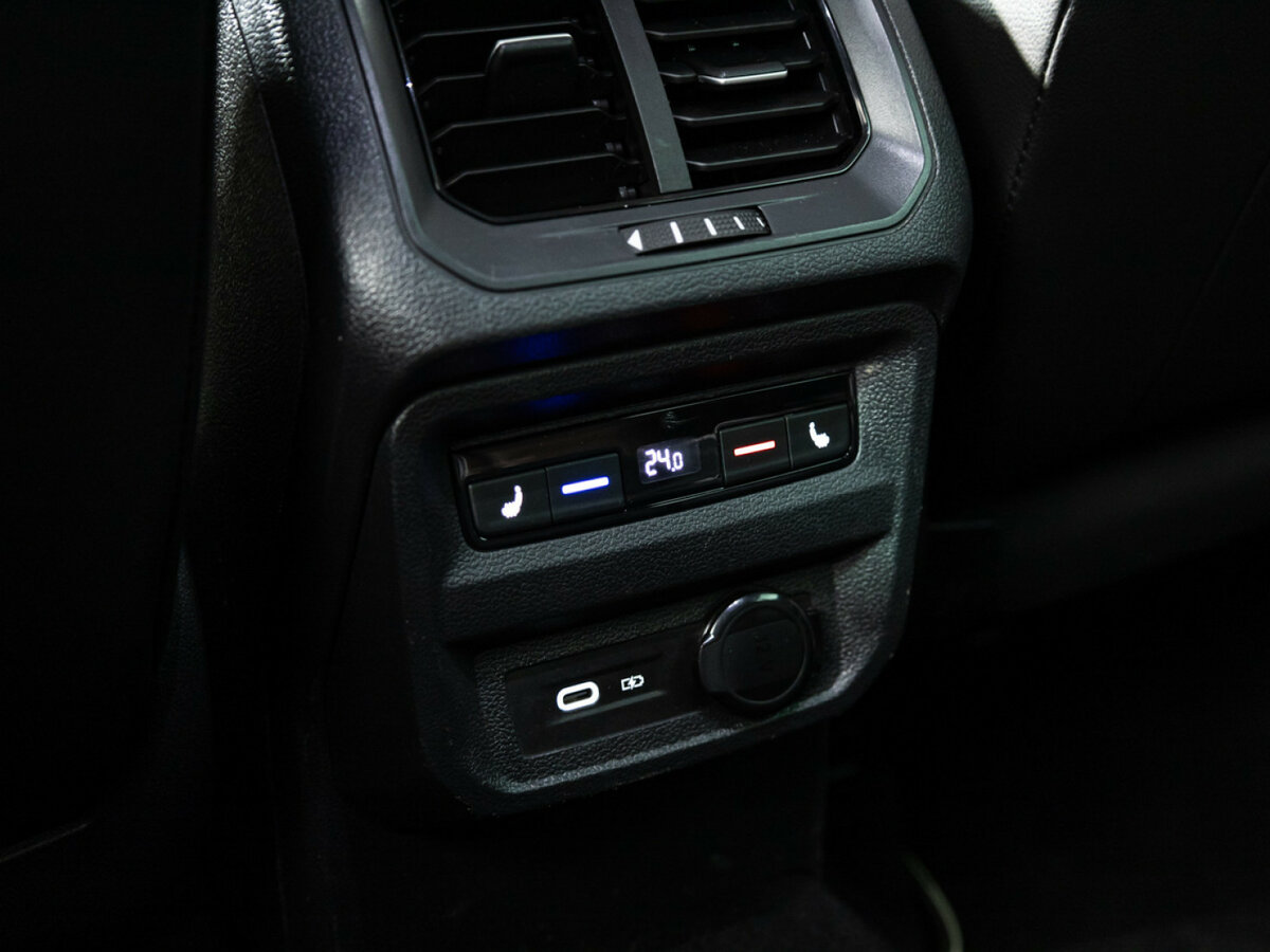 Купить Volkswagen Tiguan II Рестайлинг, 2020, 77 444 км, фото №20