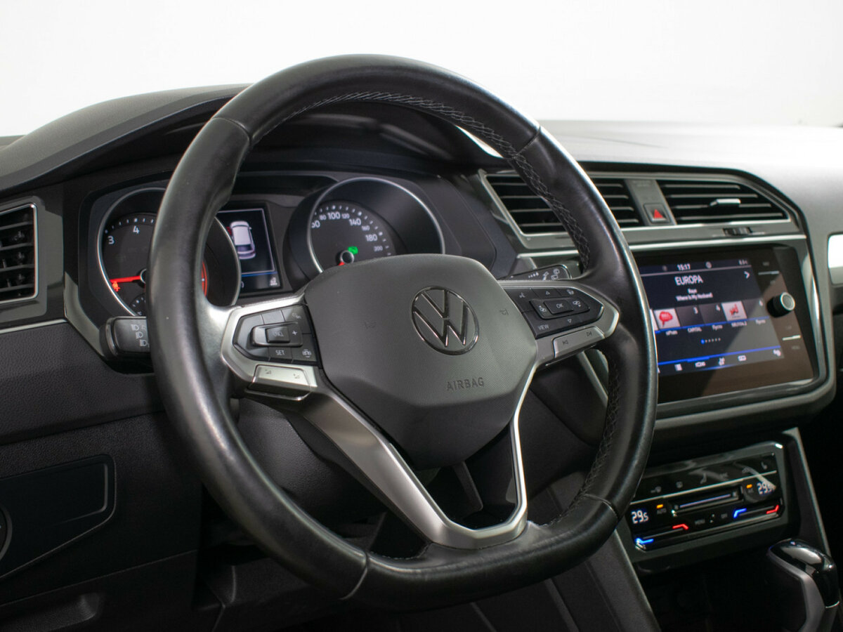 Купить Volkswagen Tiguan II Рестайлинг, 2021, 107 400 км, фото №13