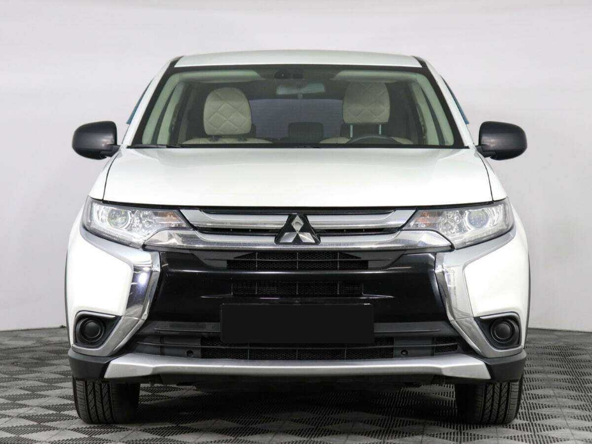Купить Mitsubishi Outlander, 2017, 188 006 км, фото №2