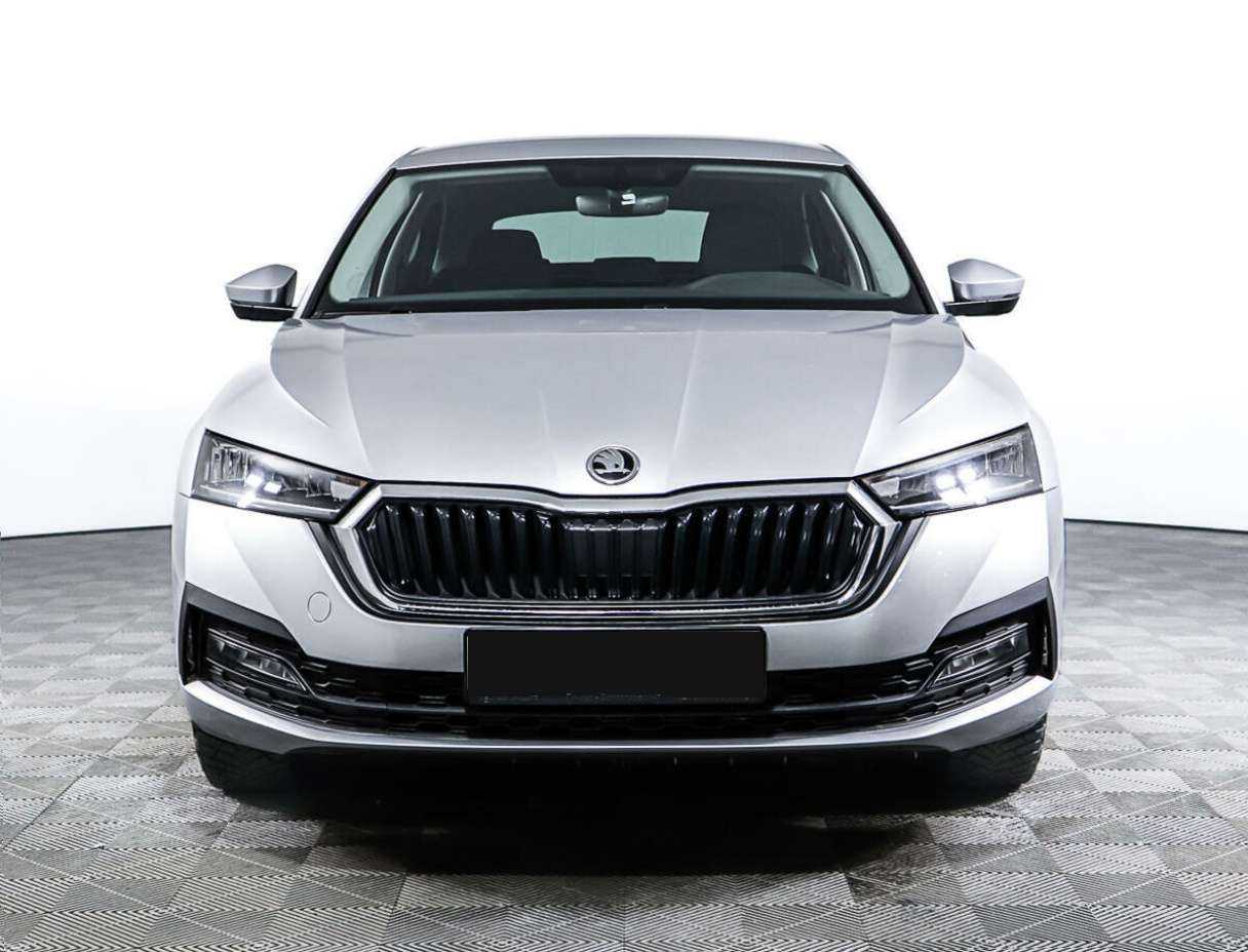 Купить Skoda Octavia, 2020, 13 800 км, фото №2