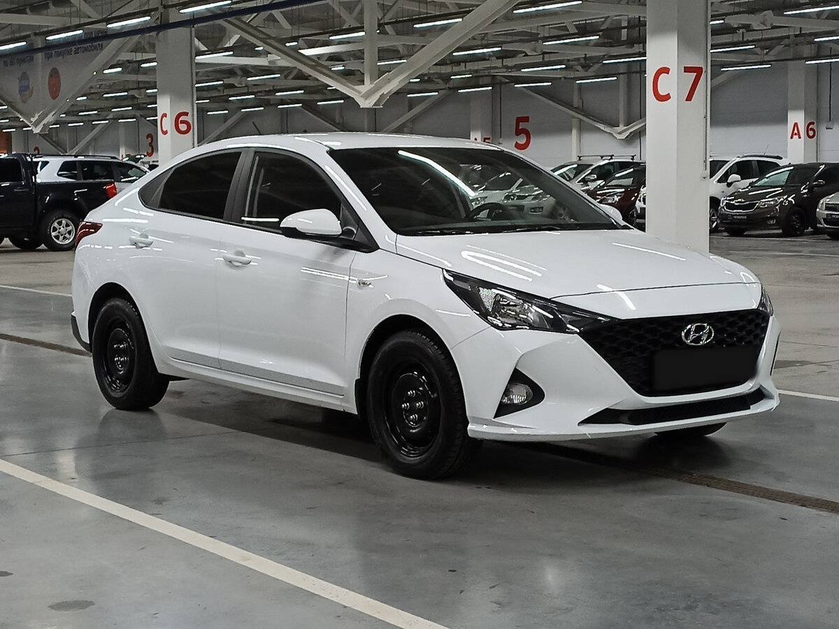 Купить Hyundai Solaris, 2021, 56 424 км, фото №3