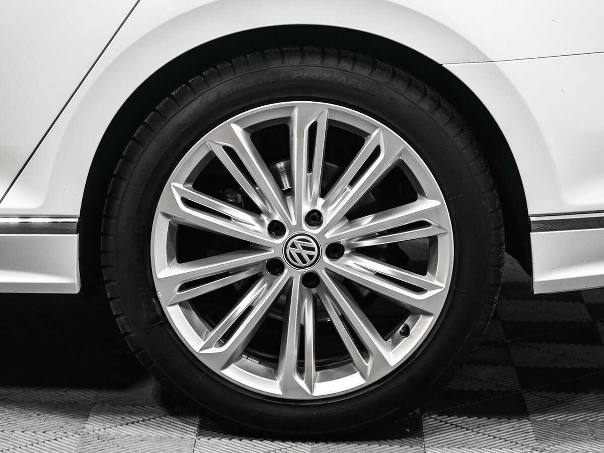 Купить Volkswagen Passat DSG7, 2019, 230 524 км, фото №17